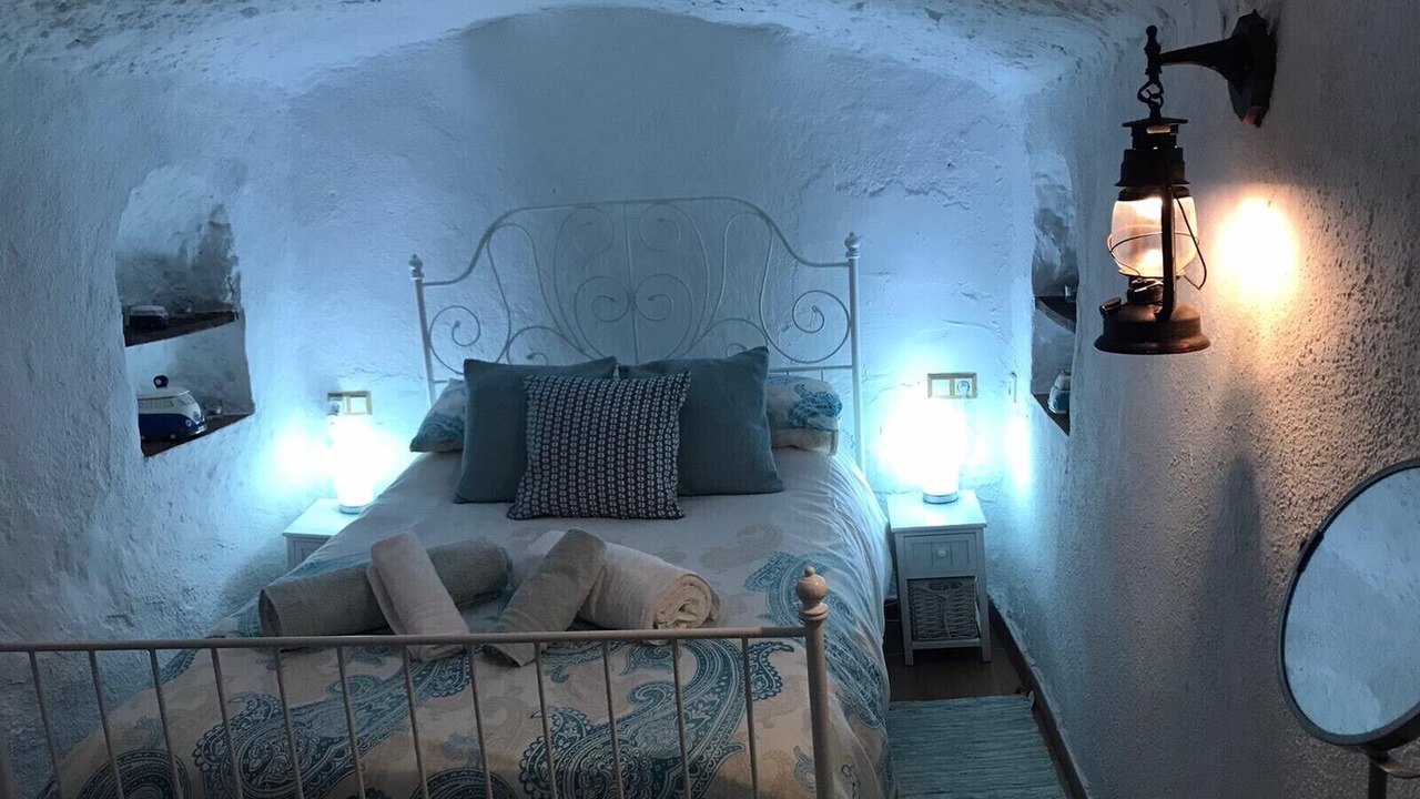 Photo of Bedroom in Baza