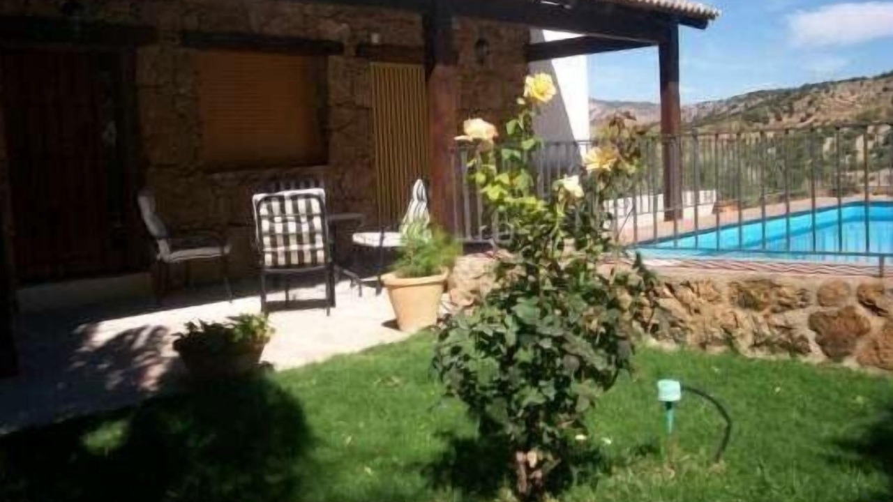 Photo of Patio Balcony in Arbuniel