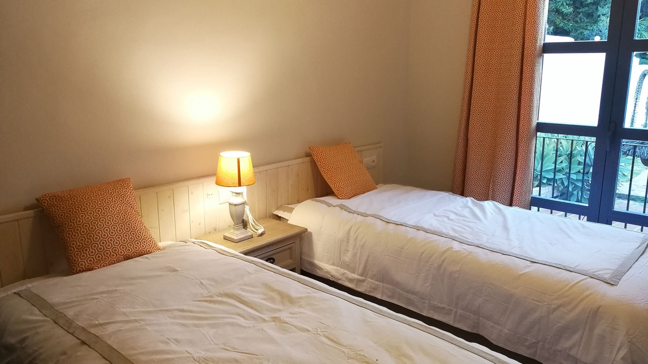 Photo of Bedroom in New Golden Mile
