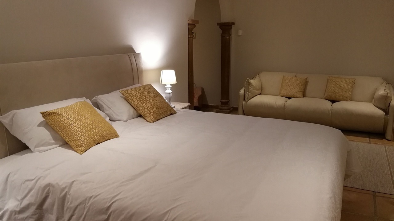 Photo of Bedroom in New Golden Mile