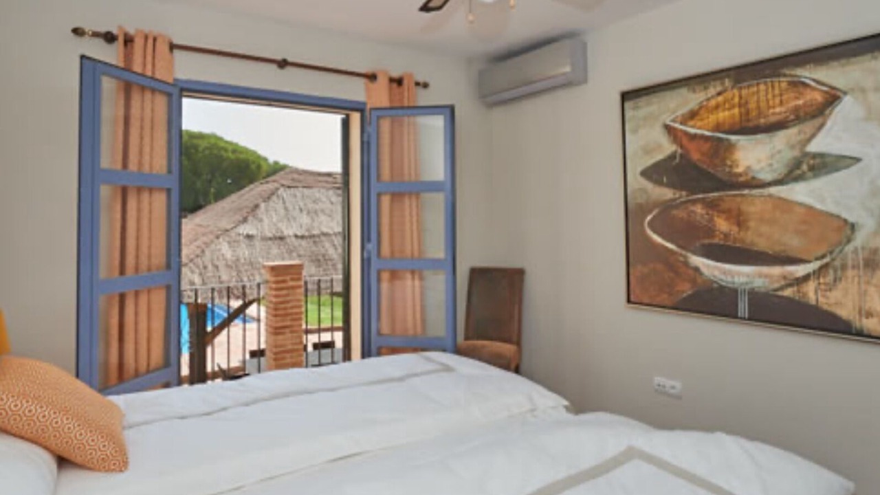 Photo of Bedroom in New Golden Mile