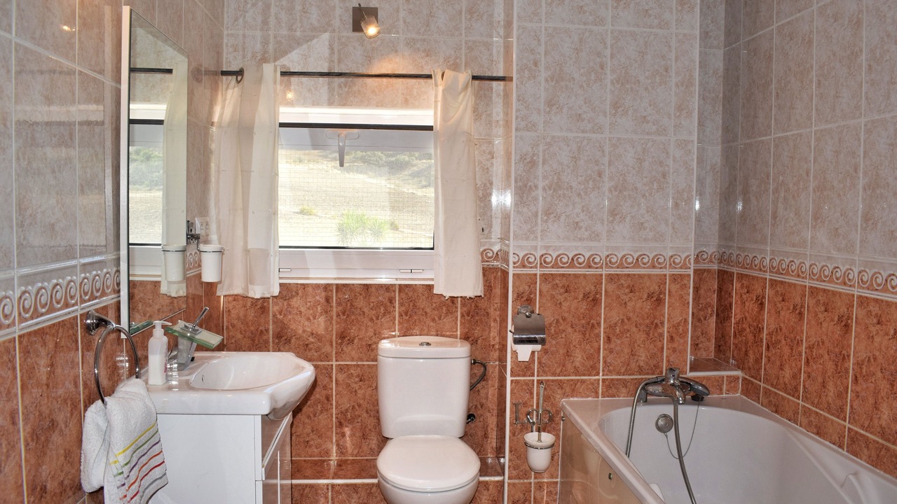 Photo of Bathroom in Pruna