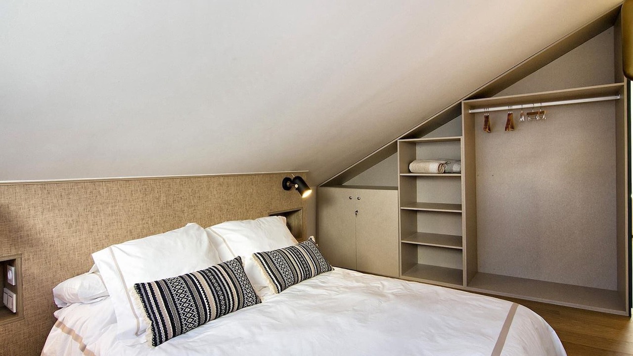 Photo of Bedroom in Central District