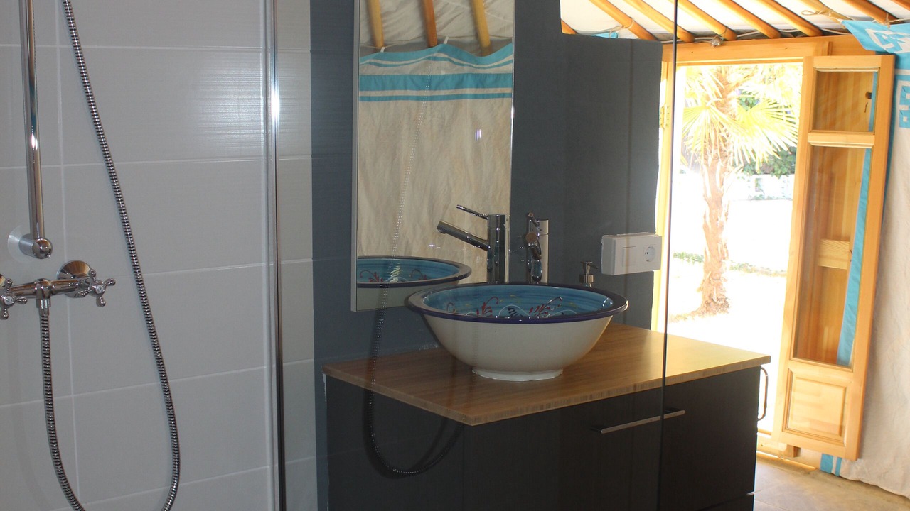 Photo of Bathroom in Almedinilla
