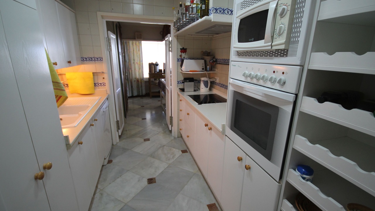 Photo of Kitchen in Guadalmina