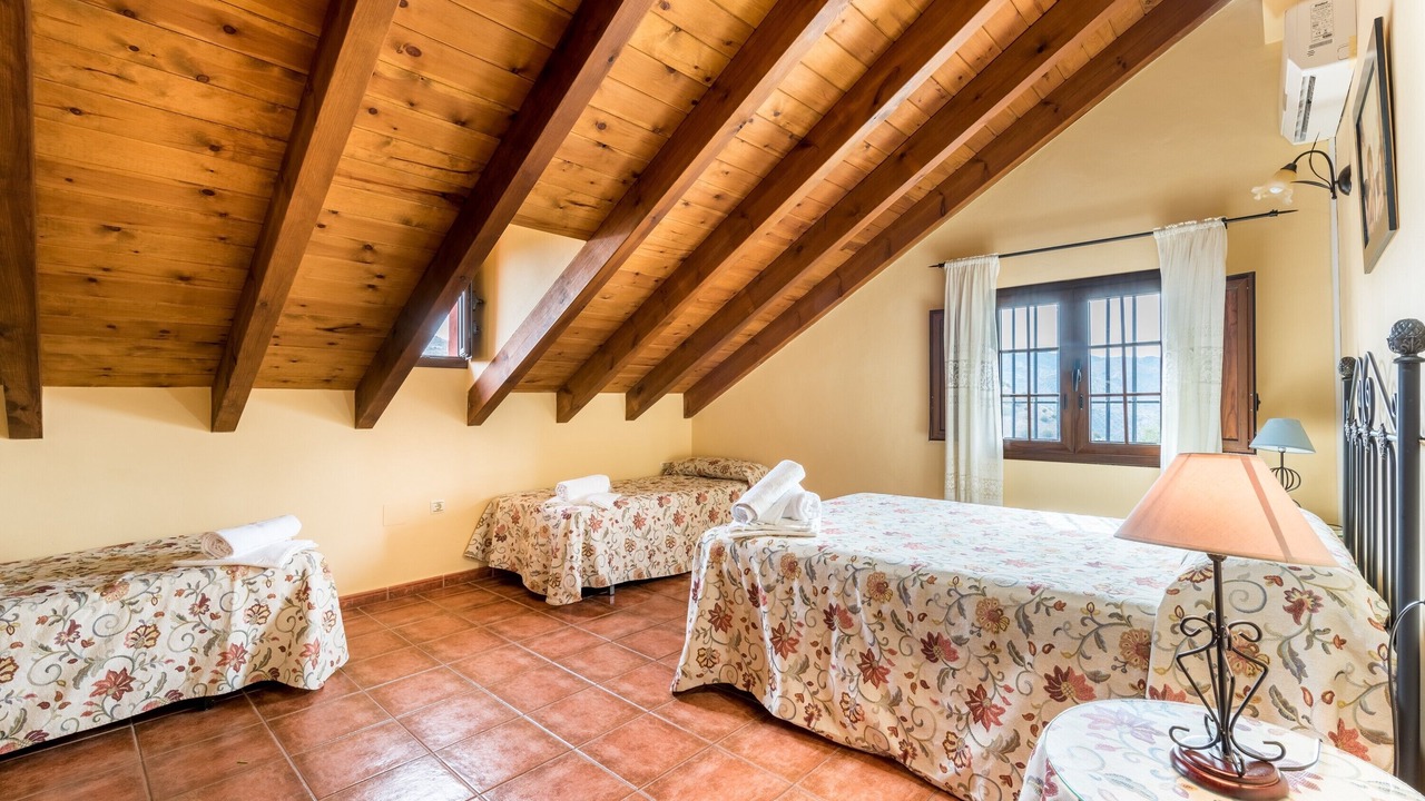 Photo of Bedroom in Almogia