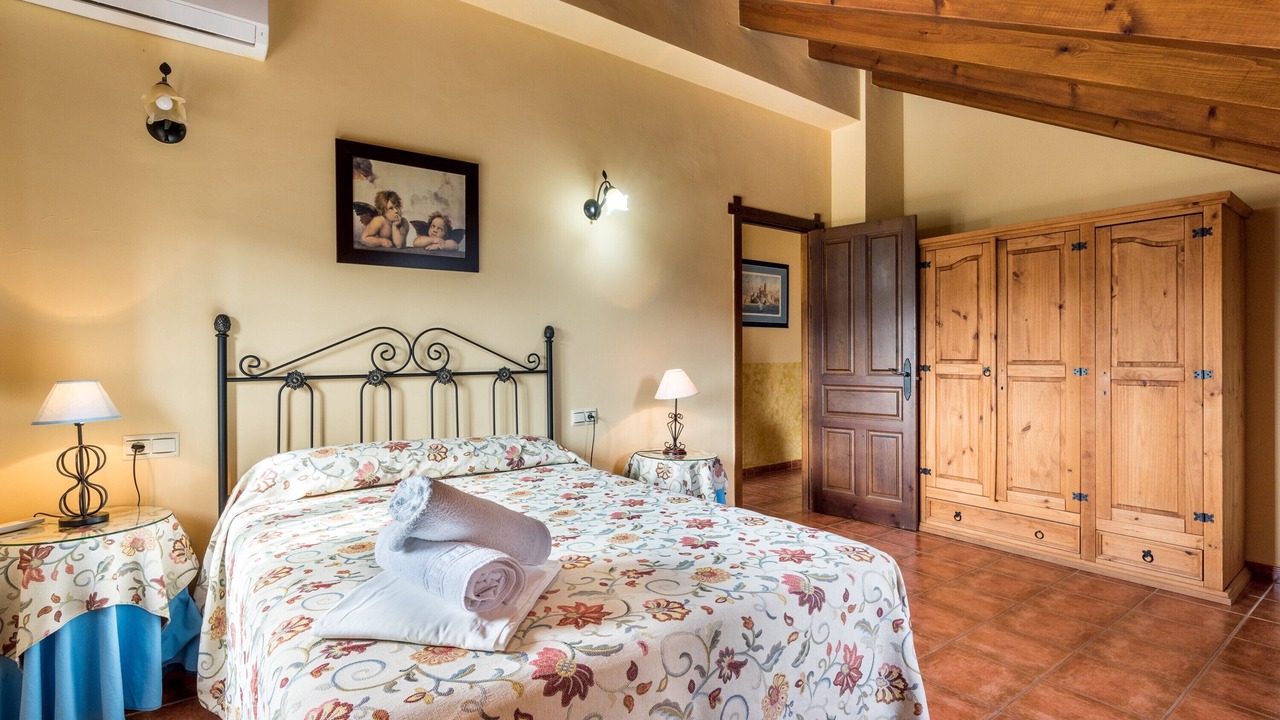 Photo of Bedroom in Almogia