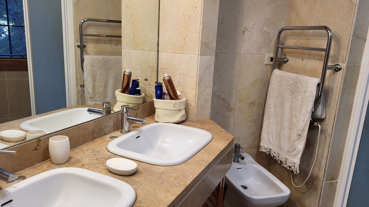 Photo of Bathroom in El Beal