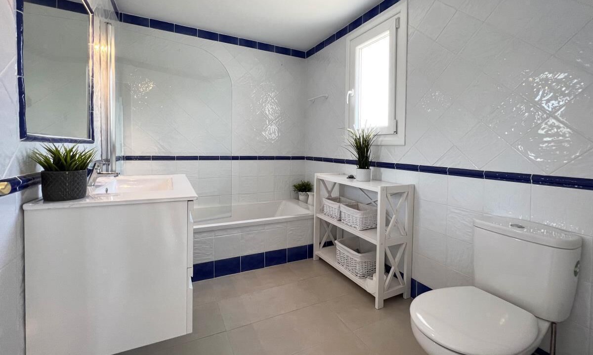 Photo of Bathroom in Cabo Roche