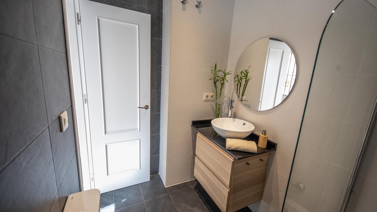 Photo of Bathroom in Feria