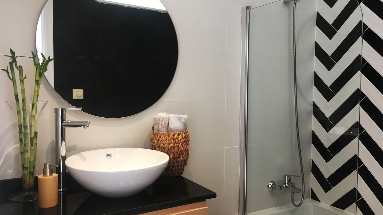 Photo of Bathroom in Feria