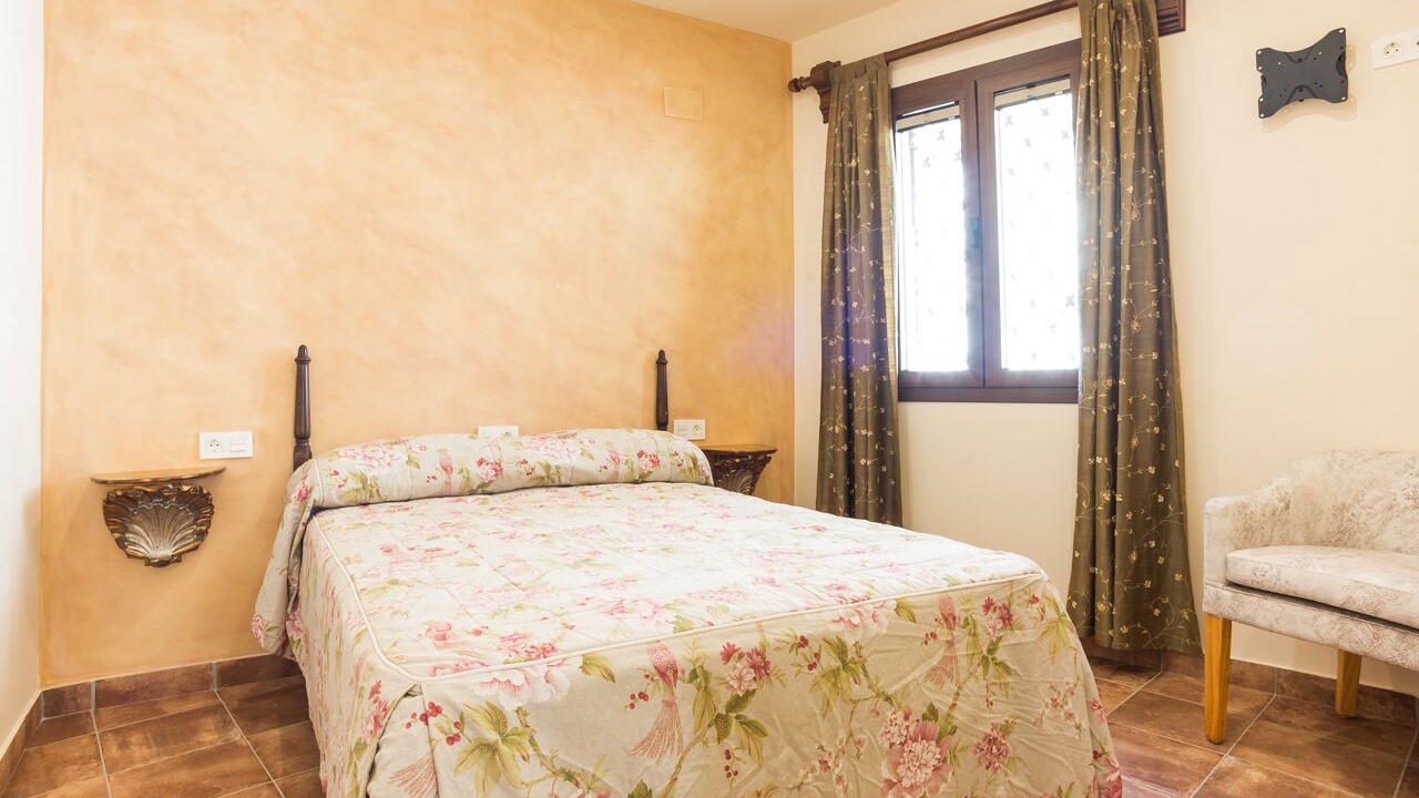 Photo of Bedroom in Genil