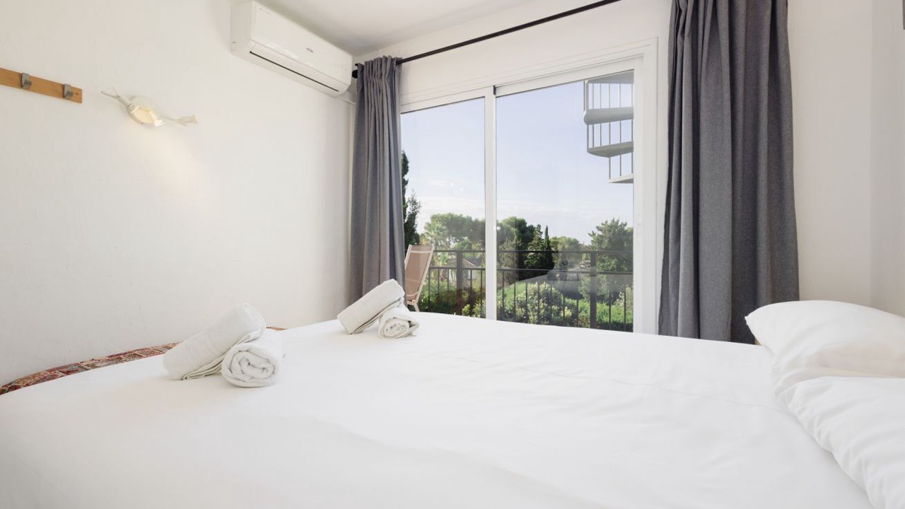 Photo of Bedroom in Urbanizacion Costabella