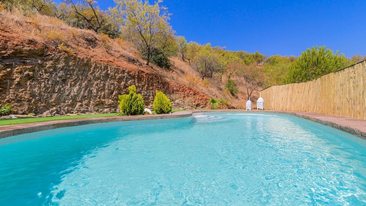 Photo of Outdoor in Guaro