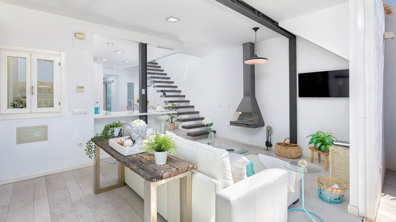 Photo of Livingroom in La Goleta