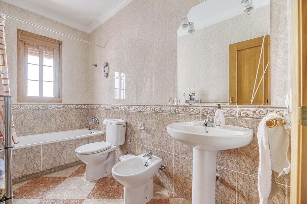 Photo of Bathroom in Villanueva de San Juan