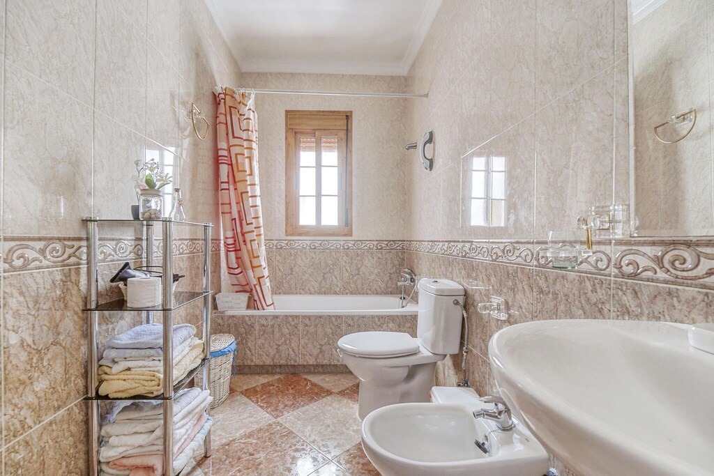 Photo of Bathroom in Villanueva de San Juan