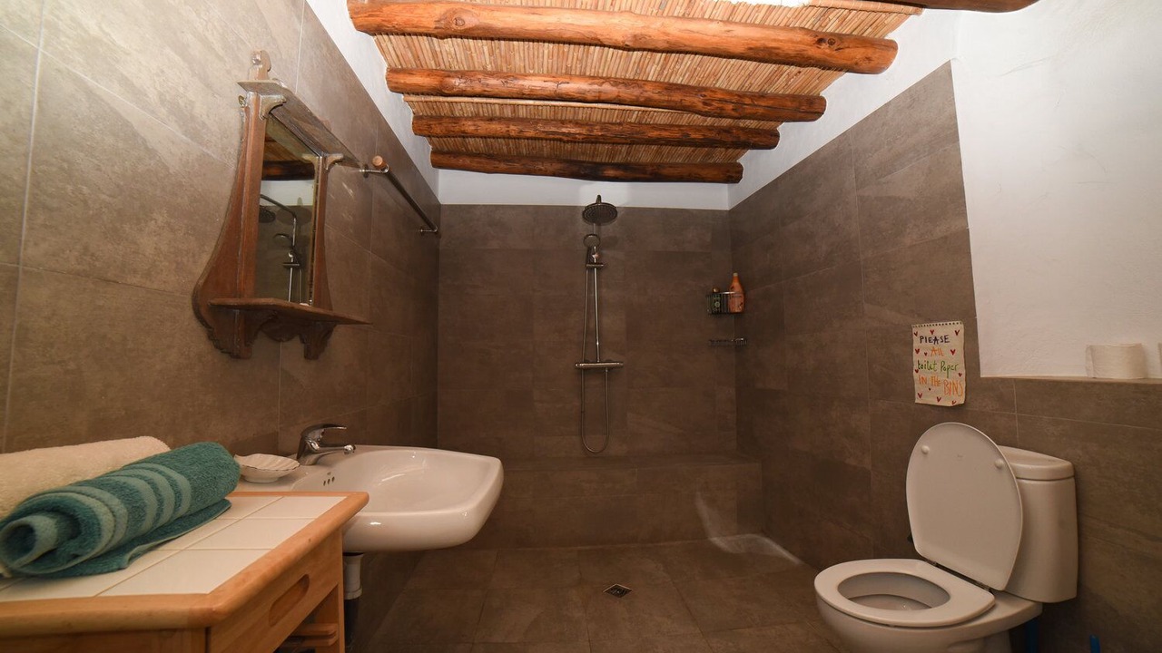 Photo of Bathroom in Orgiva