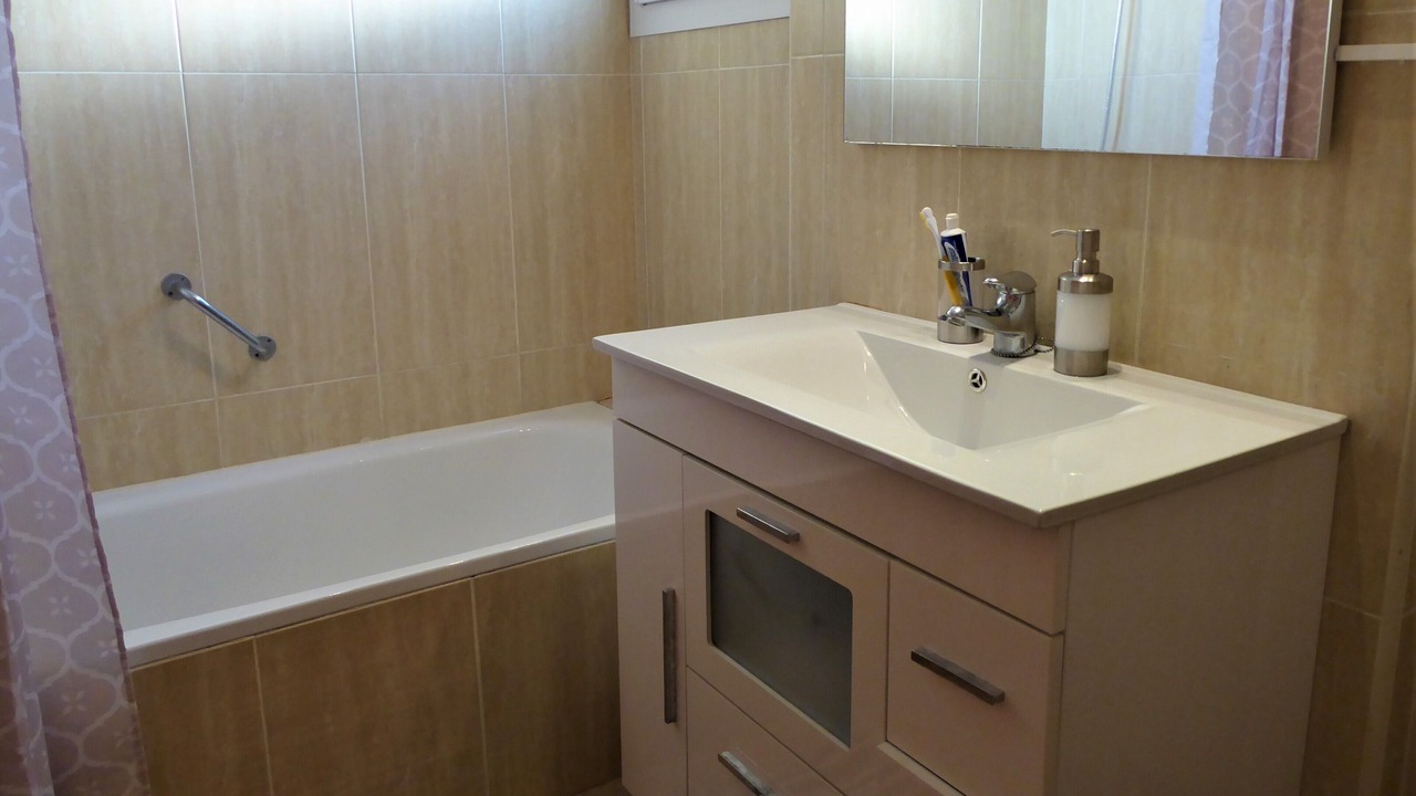 Photo of Bathroom in Alcorrin