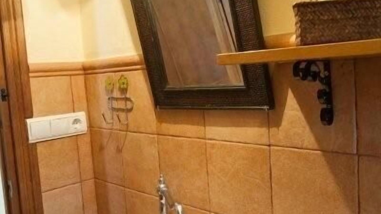 Photo of Bathroom in Laroya