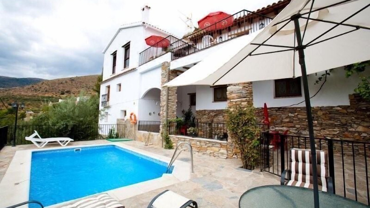 Photo of Outdoor in Laroya
