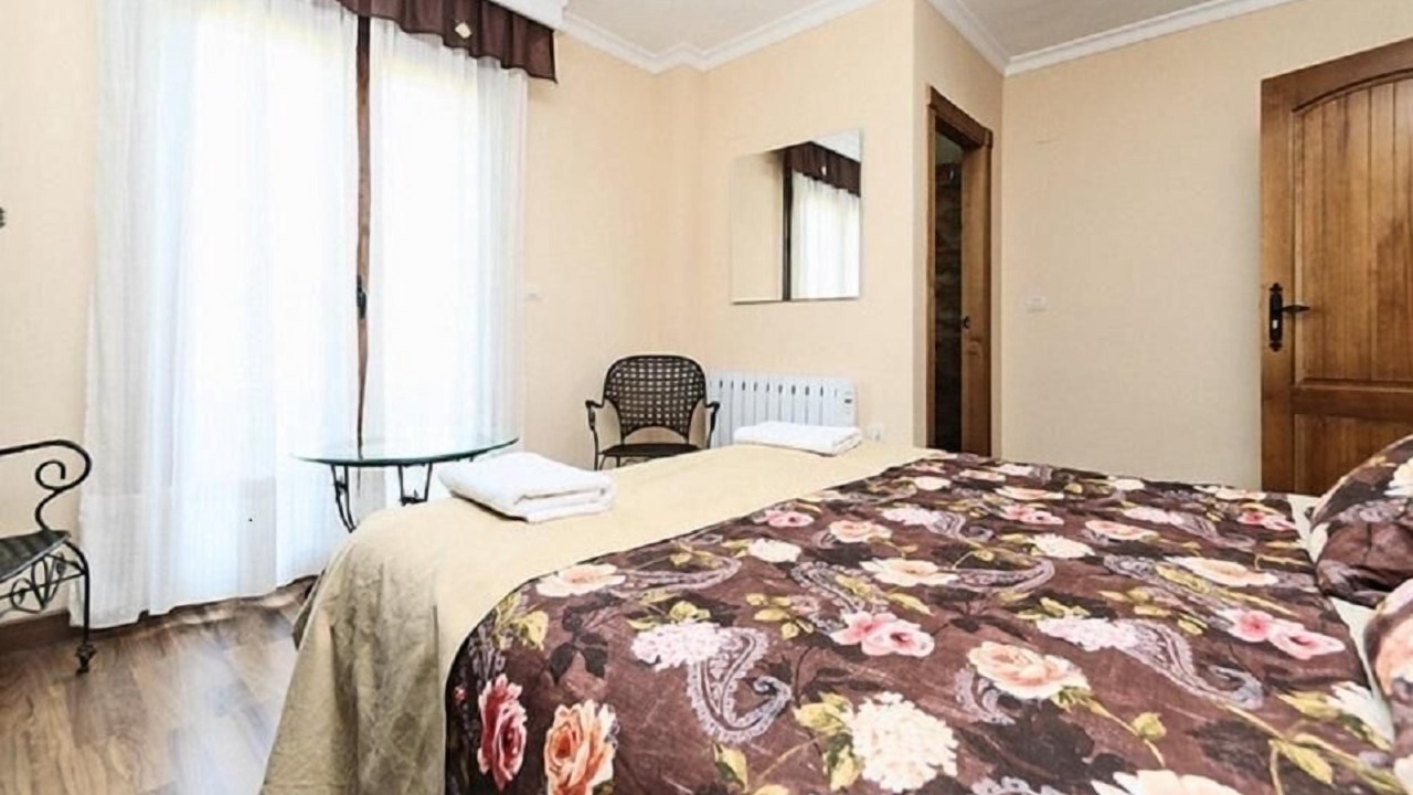 Photo of Bedroom in Guevejar