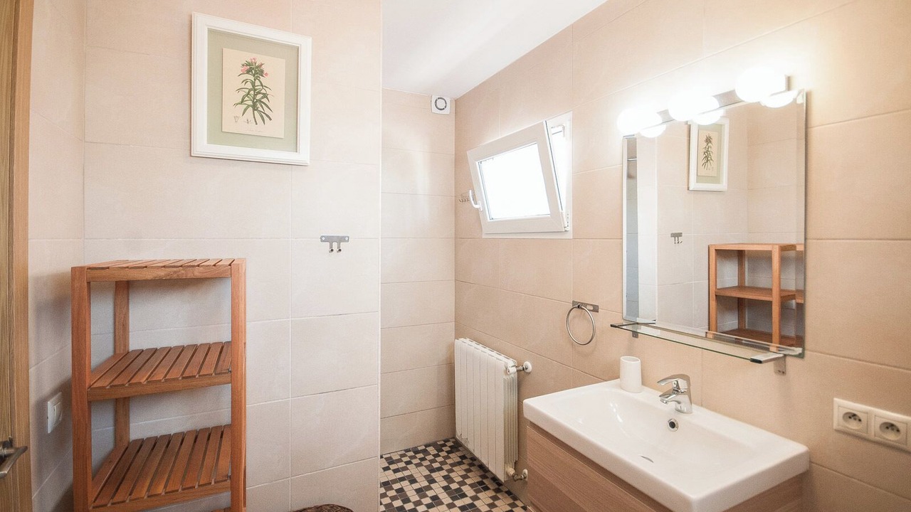 Photo of Bathroom in Urbanizacion Costabella