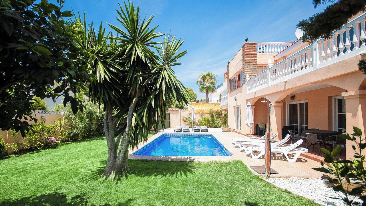 Photo of Outdoor in Urbanizacion Costabella