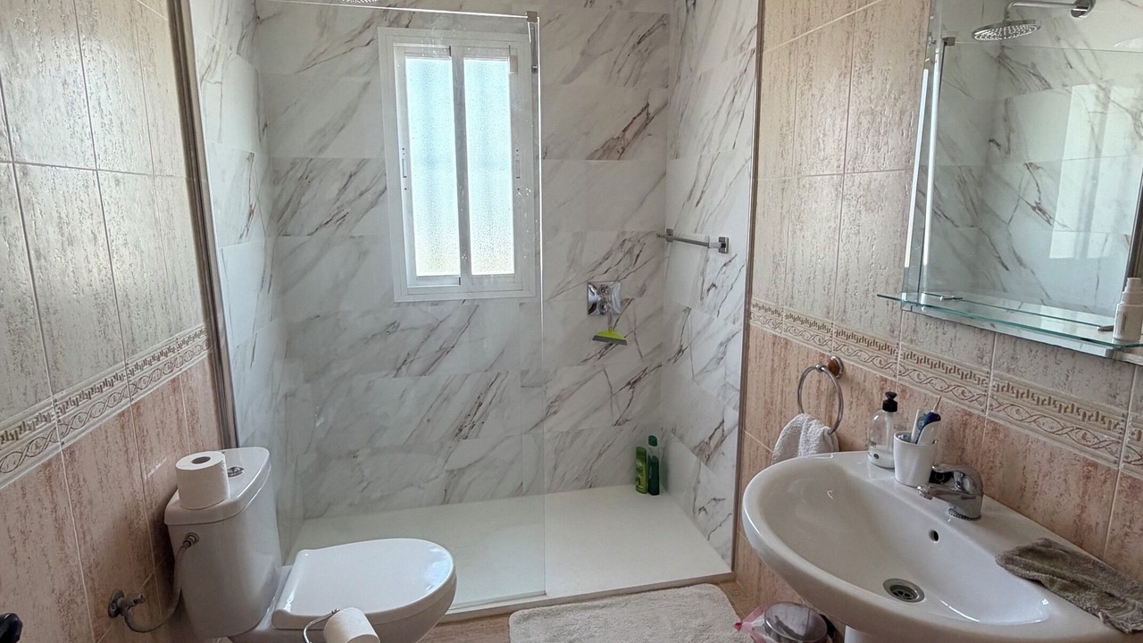 Photo of Bathroom in Alcaucin