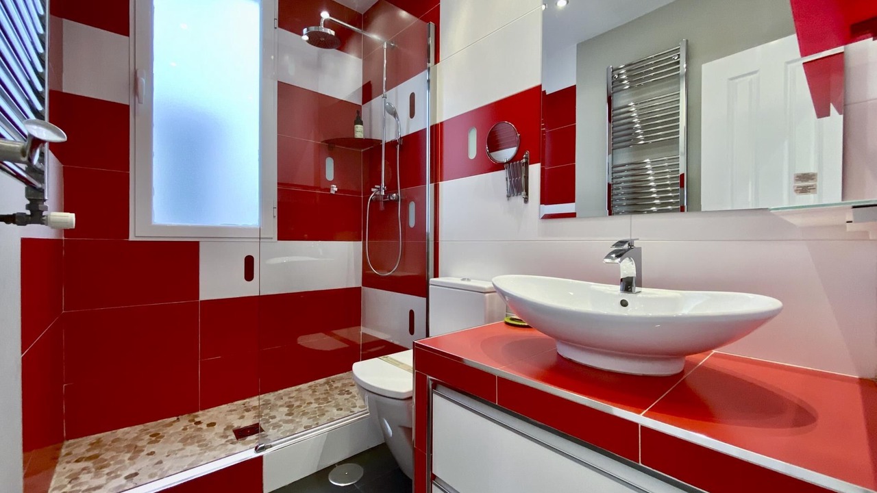 Photo of Bathroom in Gaztambide