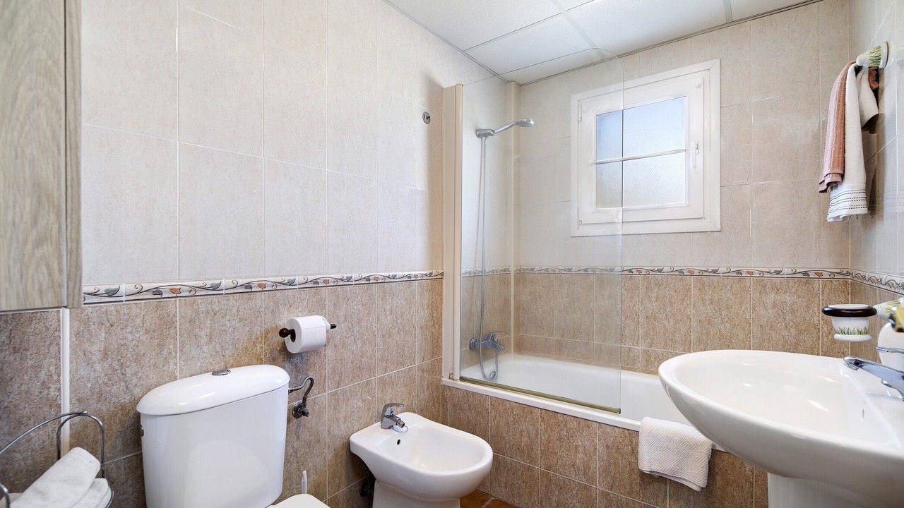 Photo of Bathroom in Rota