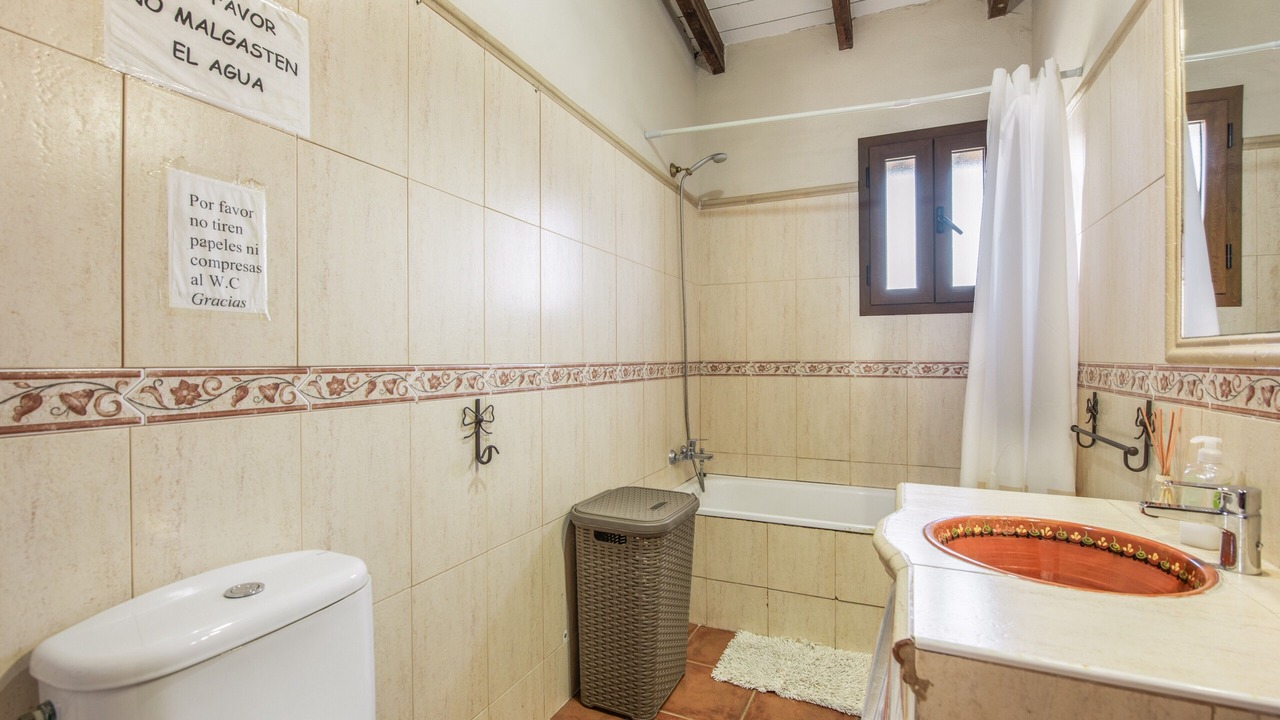 Photo of Bathroom in El Borge