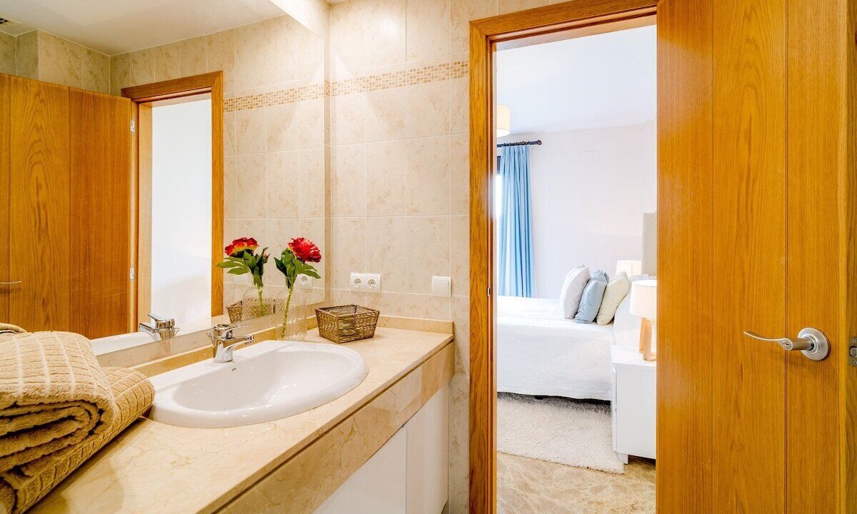 Photo of Bathroom in New Golden Mile