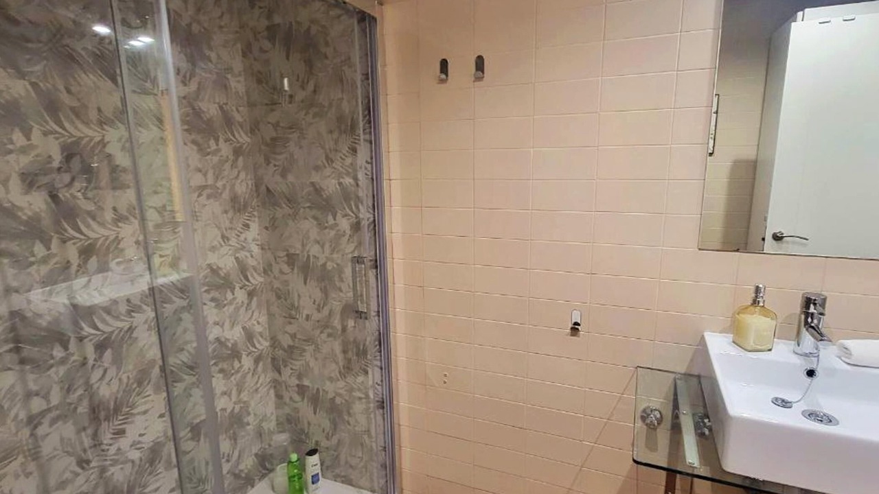 Photo of Bathroom in Centro Comercial