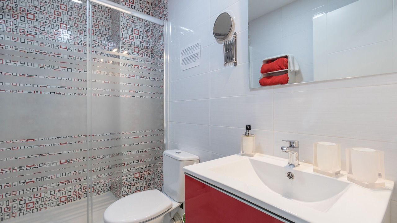 Photo of Bathroom in Figares