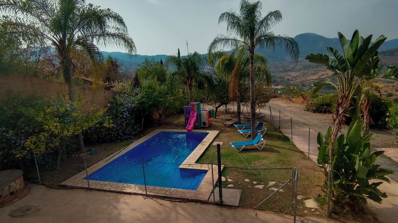 Photo of Outdoor in Guaro