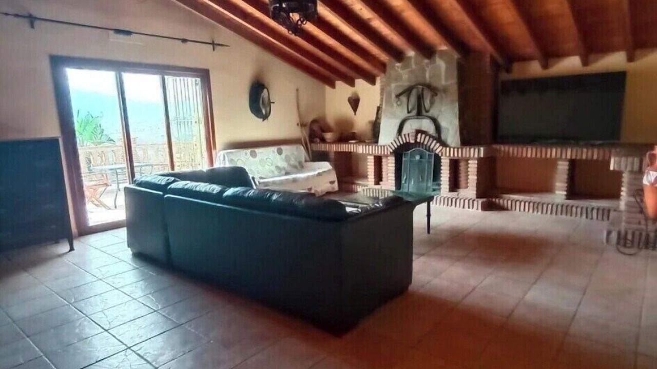 Photo of Livingroom in Guaro