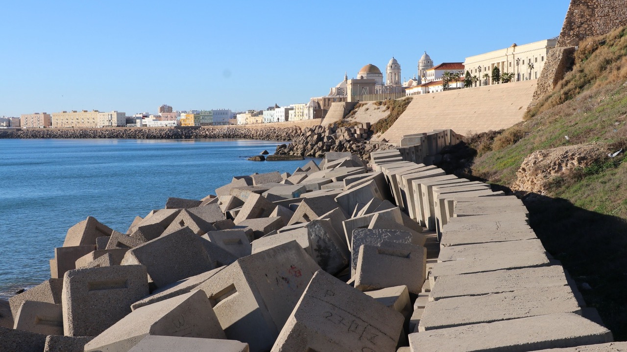 Photo of Others in Cadiz