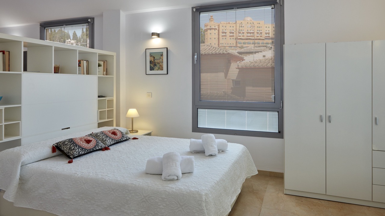 Photo of Bedroom in Central District