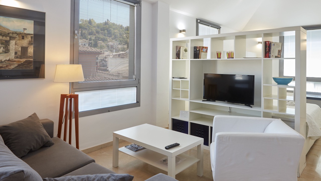 Photo of Livingroom in Central District