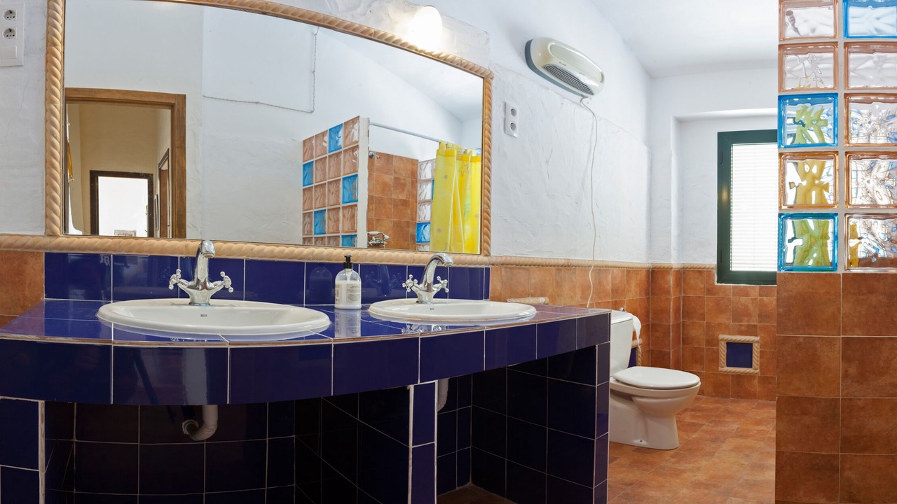 Photo of Bathroom in Pruna