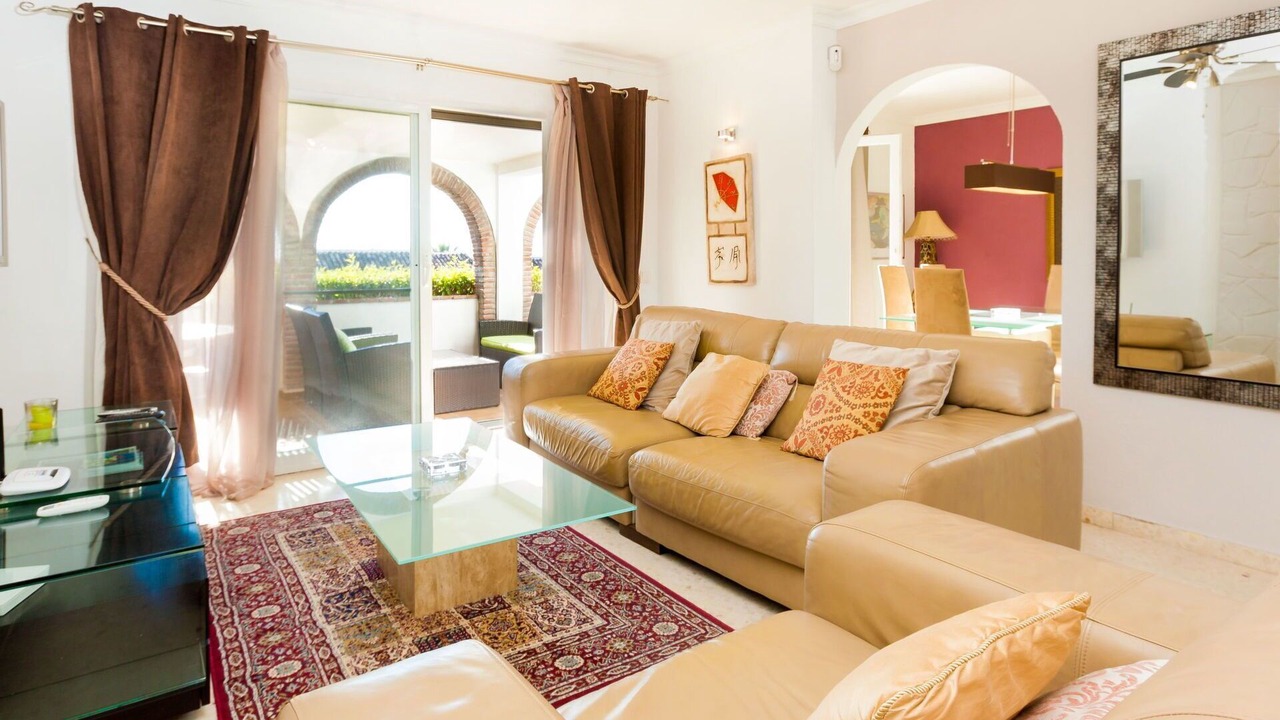 Photo of Bedroom in New Golden Mile