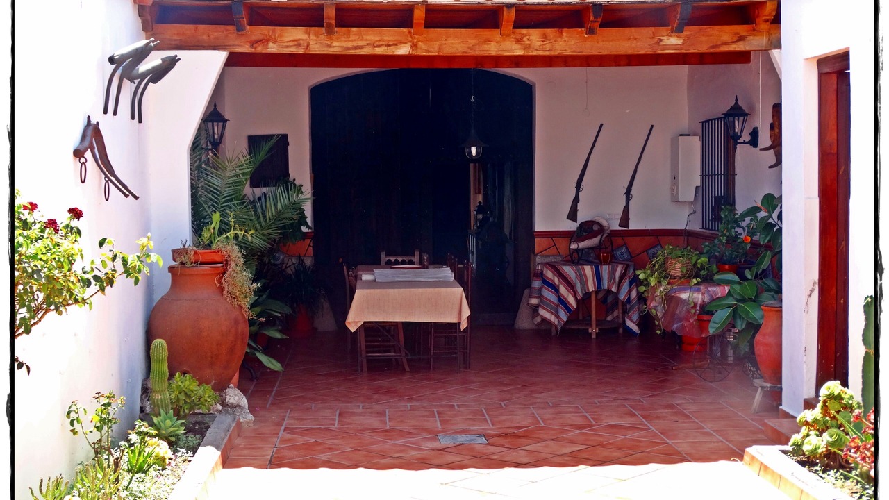 Photo of Outdoor in La Nava de Santiago