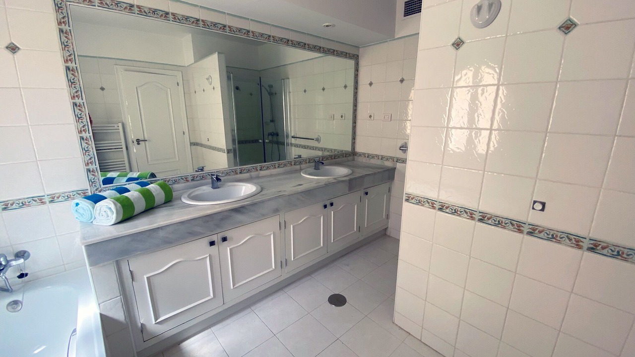 Photo of Bathroom in Atamaria