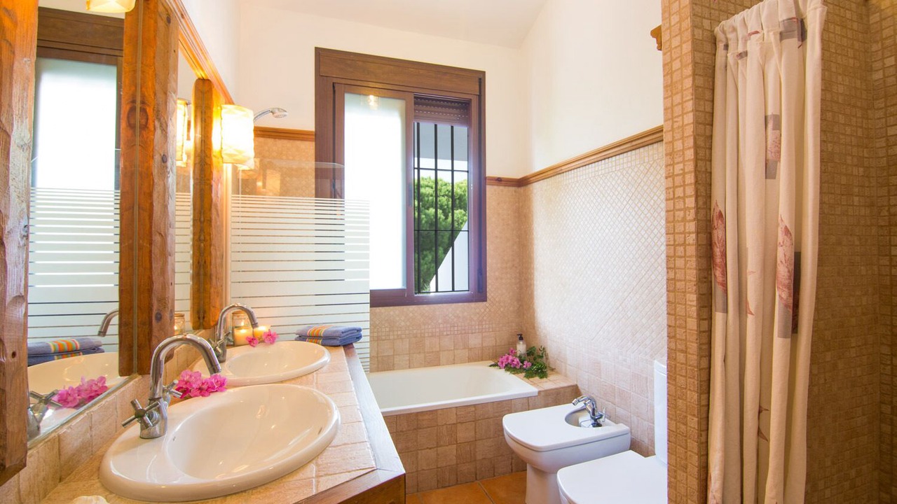 Photo of Bathroom in Los Canos de Meca