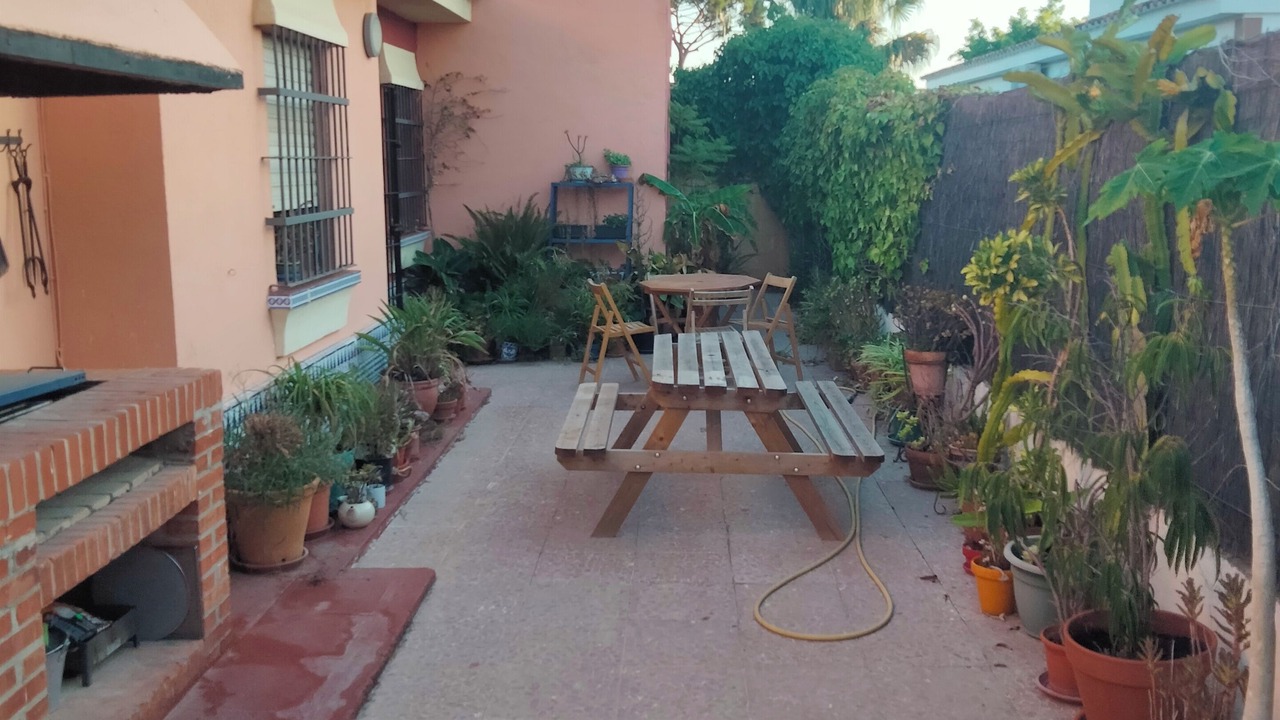 Photo of Outdoor in Valdelagrana