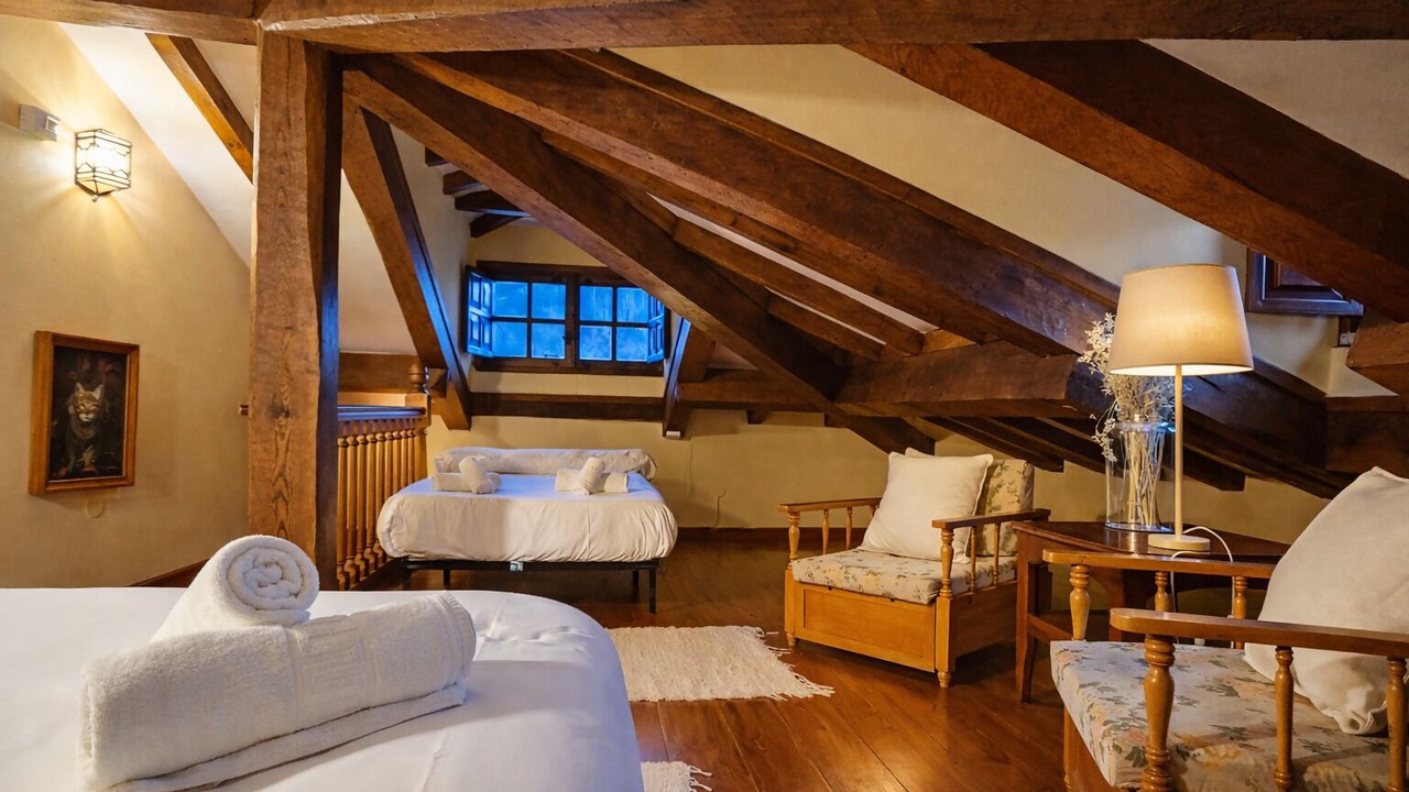 Photo of Bedroom in Rales