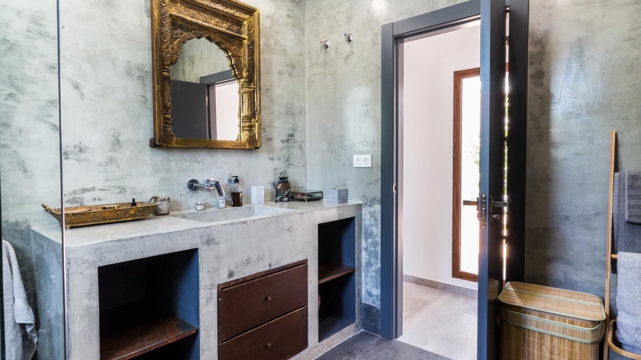 Photo of Bathroom in Melegis