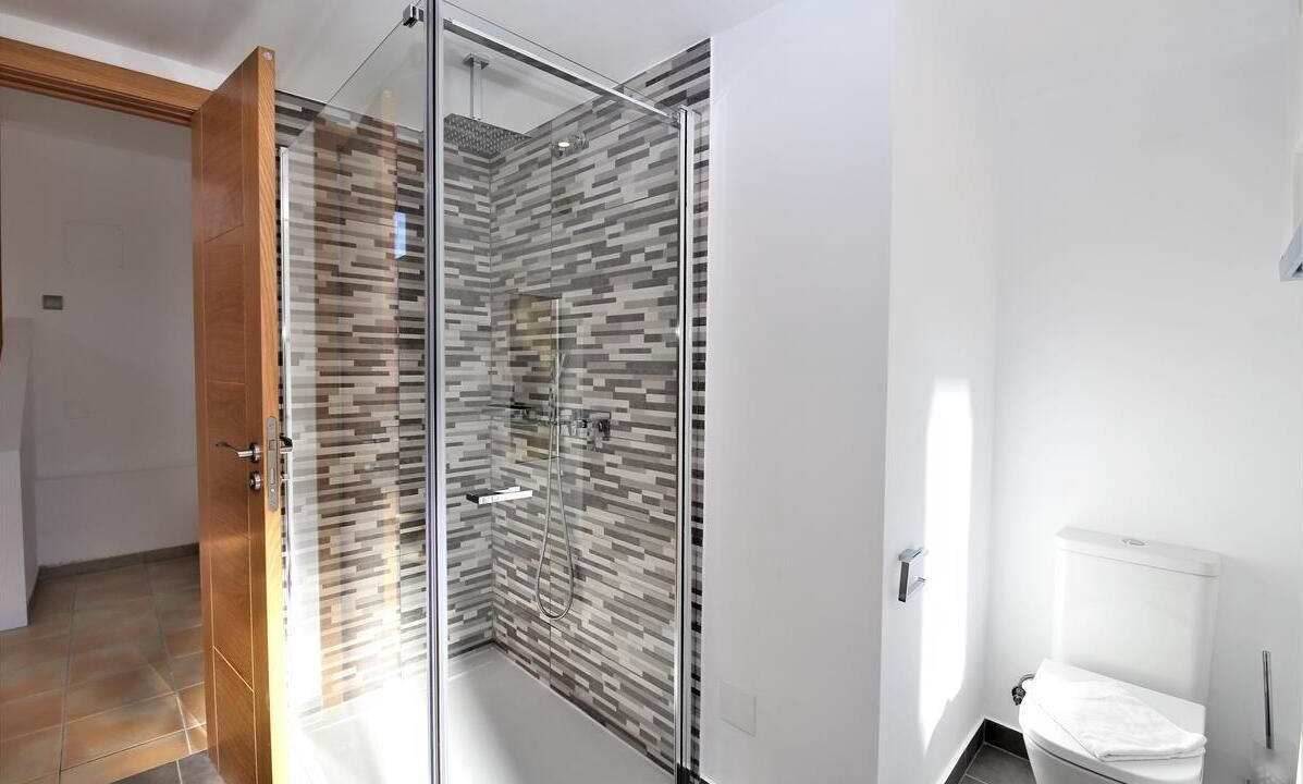 Photo of Bathroom in New Golden Mile