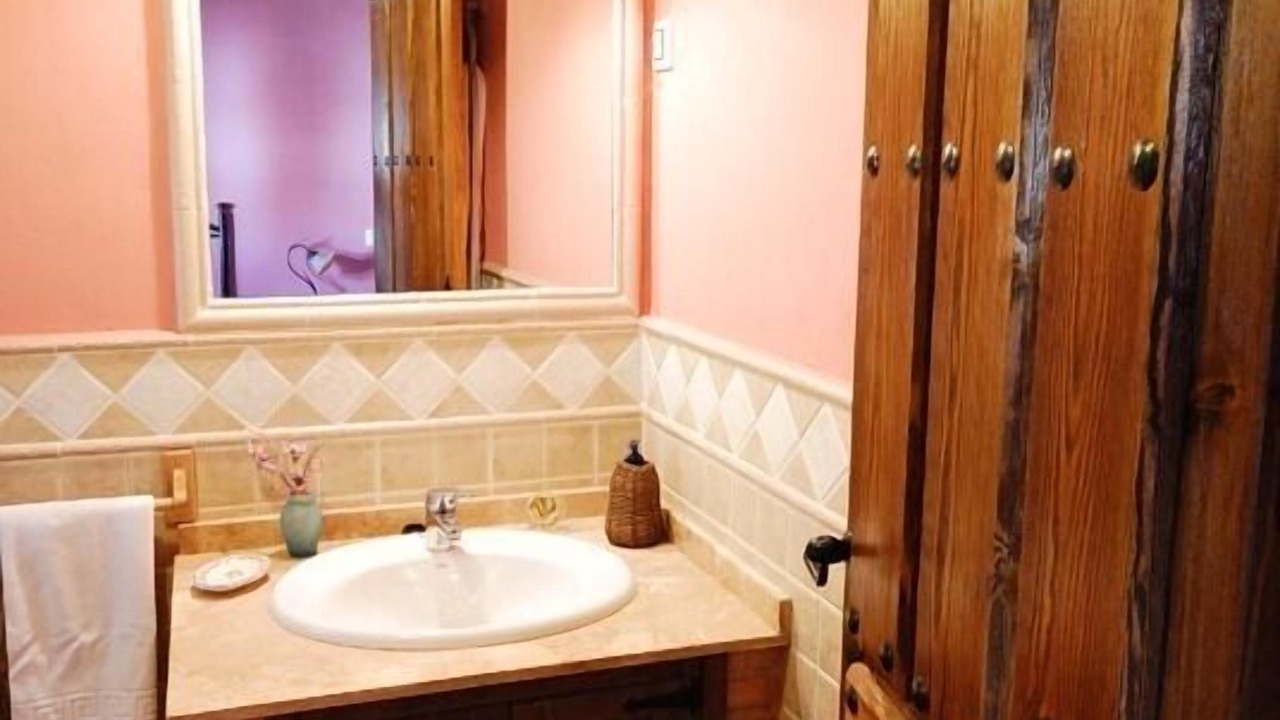 Photo of Bathroom in Horcajo de los Montes